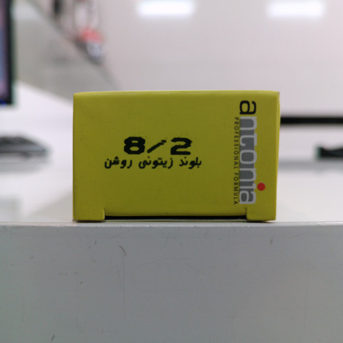رنگ مو آنتونیا شماره 8/2 بلوند زیتونی روشن سری MAAT